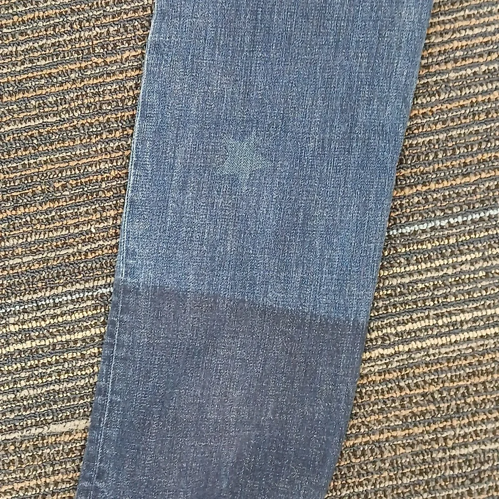 CAbi Women's Slim Boyfriend Denim Jeans 2 Tone Freyed Size 2 - Picture 8 of 9